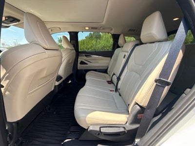 2023 INFINITI QX60 LUXE AWD