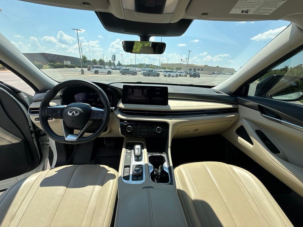 2023 INFINITI QX60 LUXE AWD