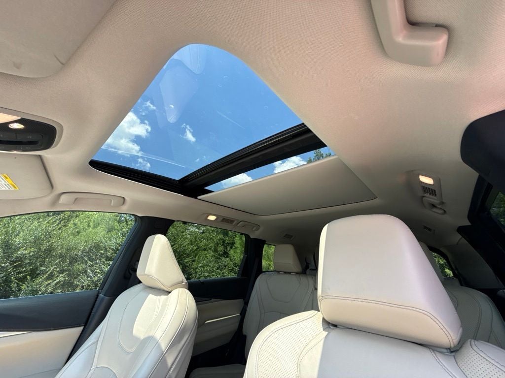 2023 INFINITI QX60 LUXE AWD