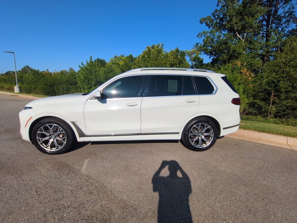 2023 BMW X7 xDrive40i