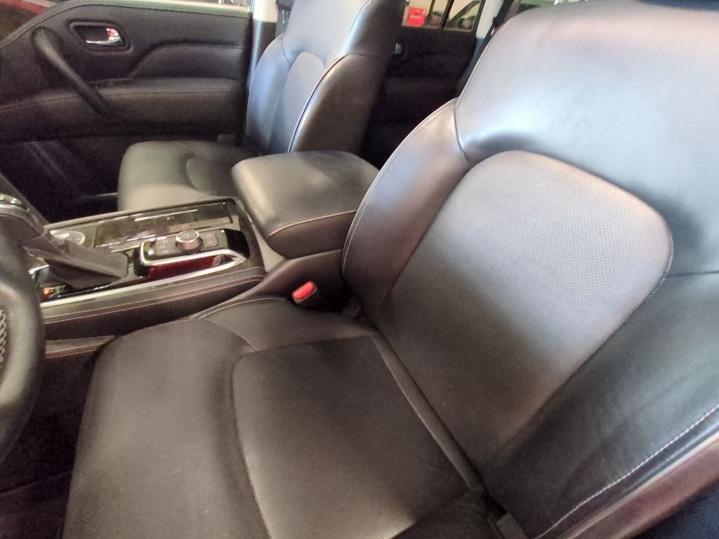 2023 INFINITI QX80 LUXE 4WD