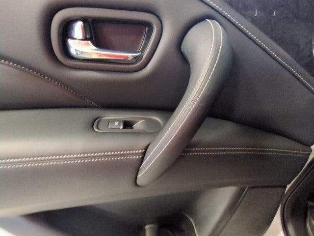 2023 INFINITI QX80 LUXE 4WD