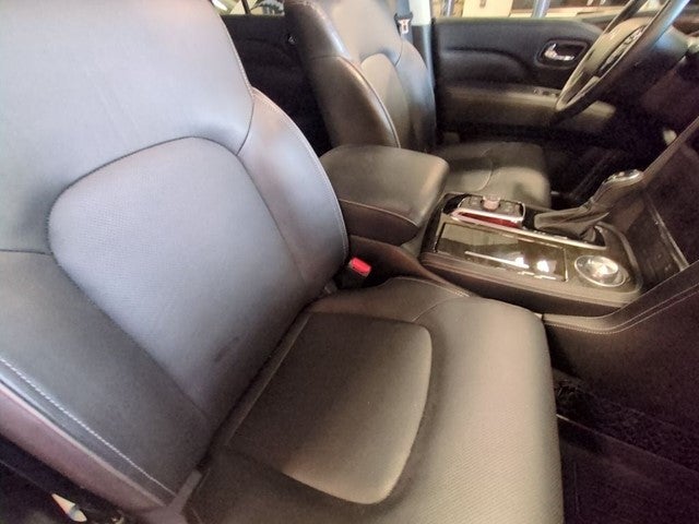 2023 INFINITI QX80 LUXE 4WD