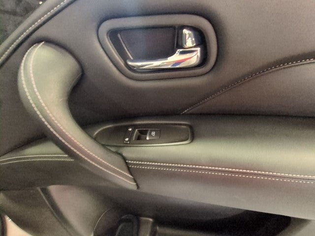 2023 INFINITI QX80 LUXE 4WD