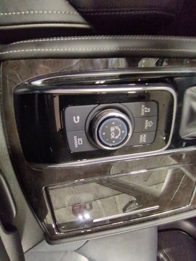 2024 INFINITI QX80 LUXE 4WD