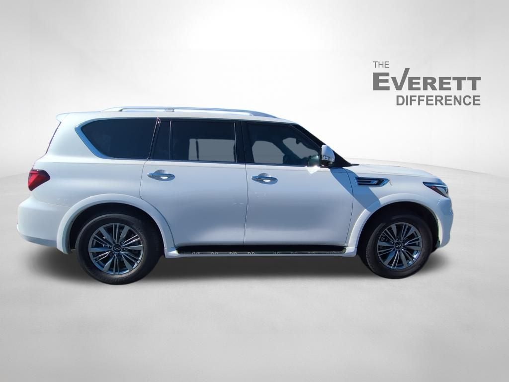 2022 INFINITI QX80 LUXE