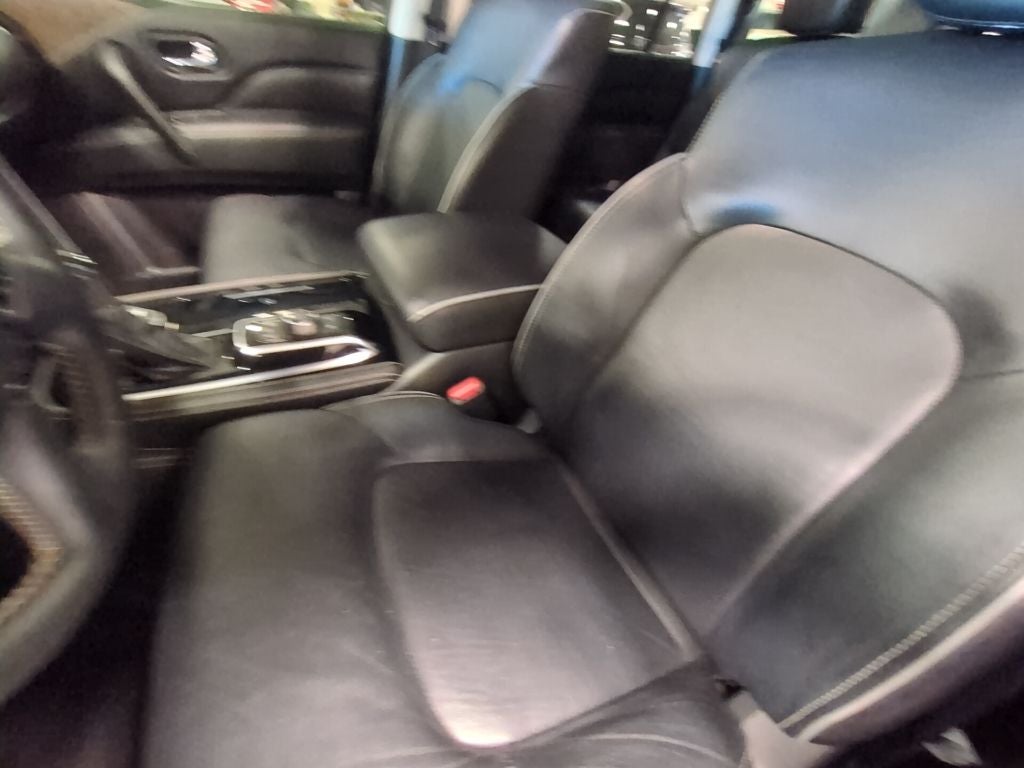 2022 INFINITI QX80 Premium Select