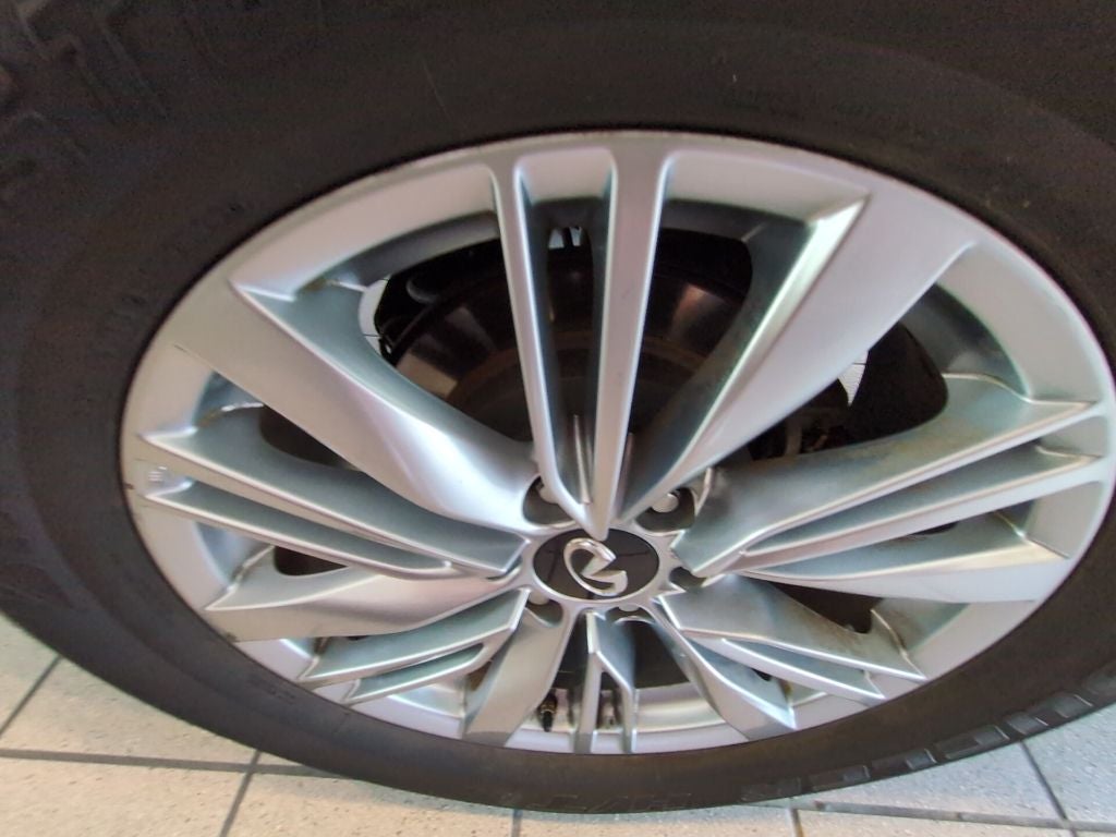 2019 INFINITI QX80 LUXE 4WD