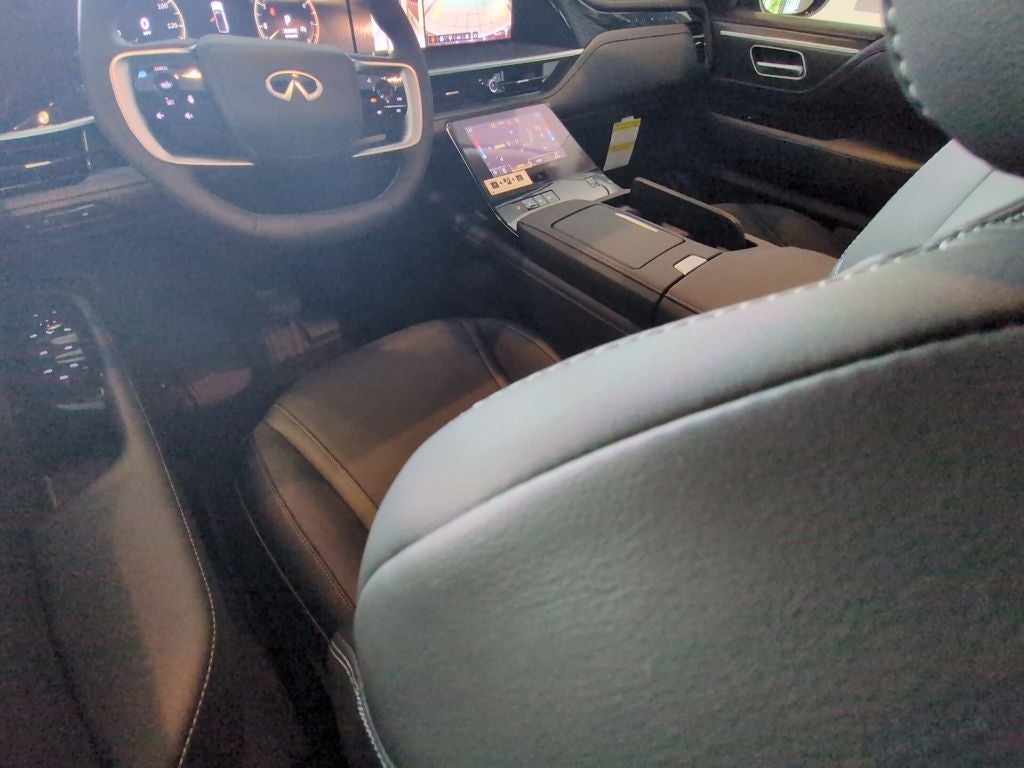 2027 INFINITI QX80 Pure 2WD