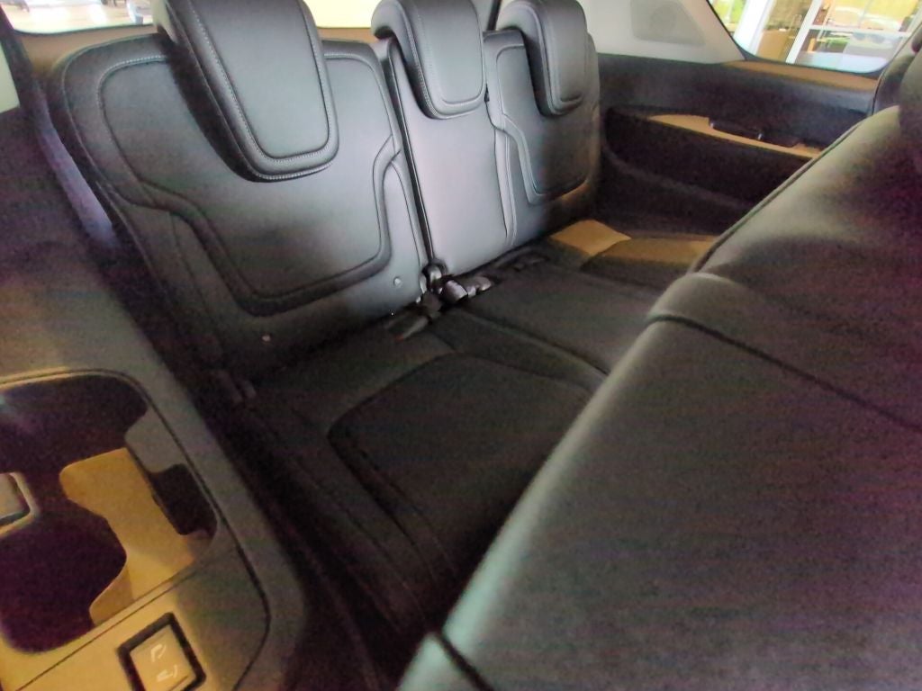 2027 INFINITI QX80 Pure 2WD
