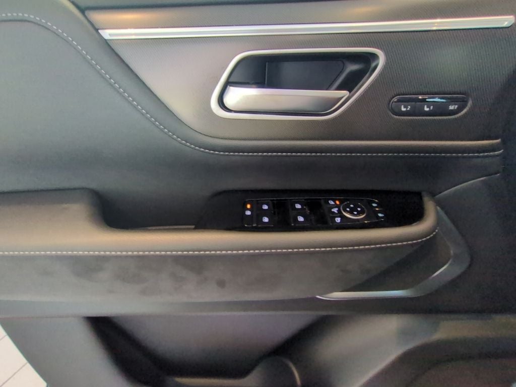 2027 INFINITI QX80 Luxe 2WD