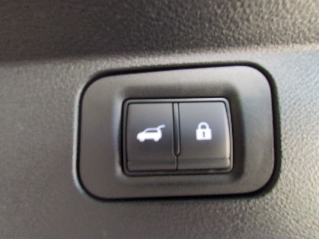 2027 INFINITI QX80 Luxe 2WD