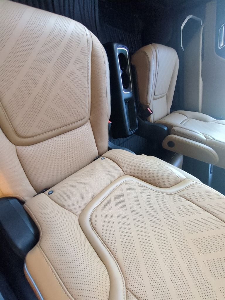 2027 INFINITI QX80 Luxe 2WD