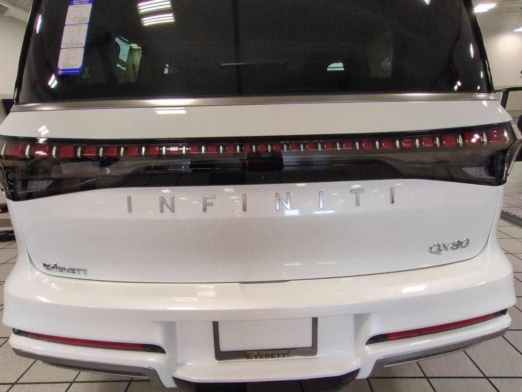 2026 INFINITI QX80 Luxe 2WD