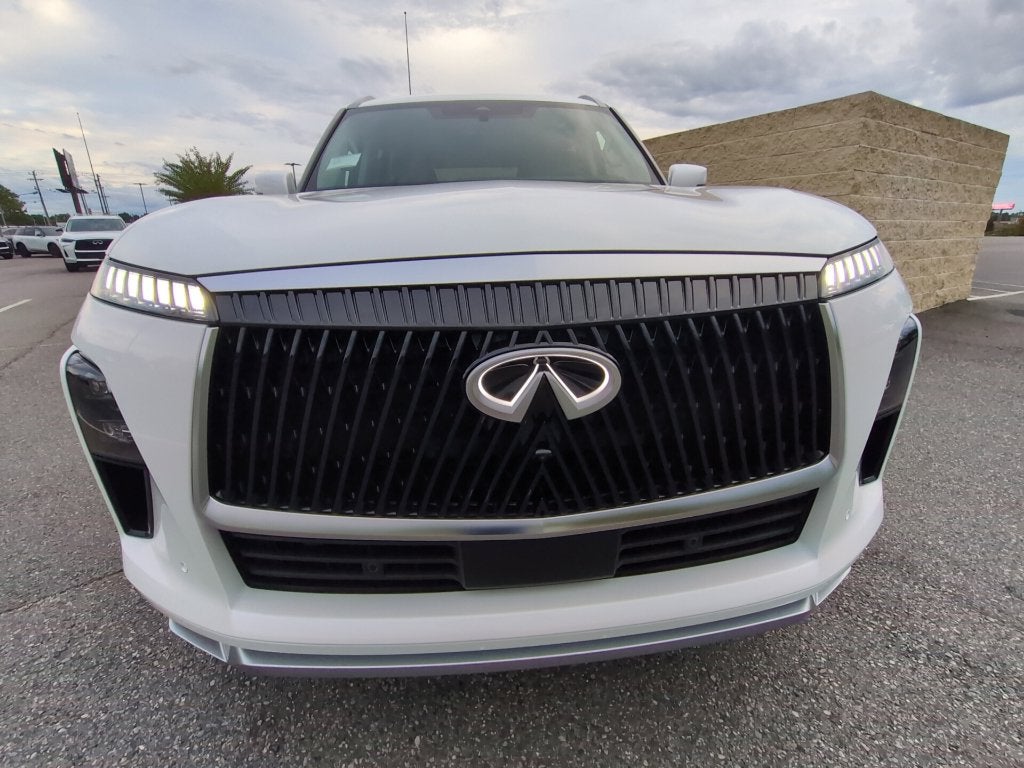 2027 INFINITI QX80 Luxe 2WD