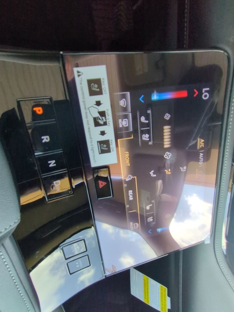 2027 INFINITI QX80 Luxe 2WD