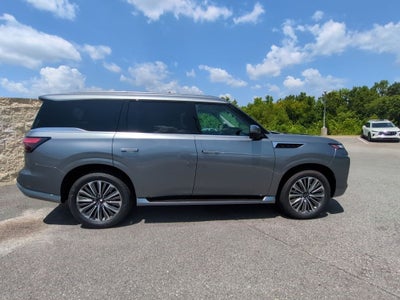 2027 INFINITI QX80 Luxe 2WD