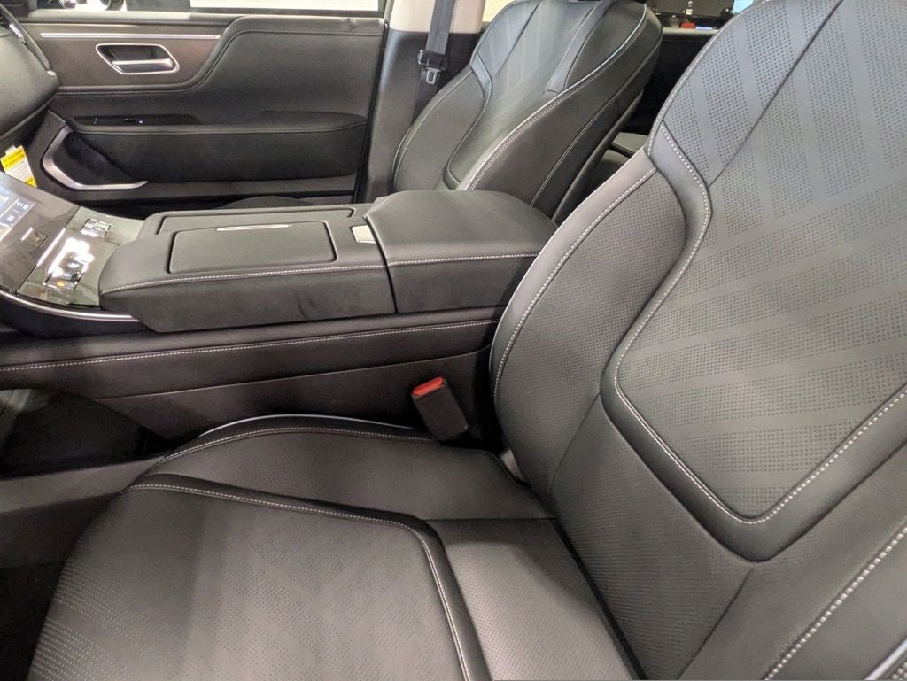 2025 INFINITI QX80 Luxe 2WD