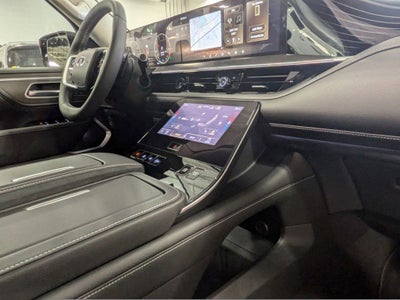 2025 INFINITI QX80 Luxe 2WD