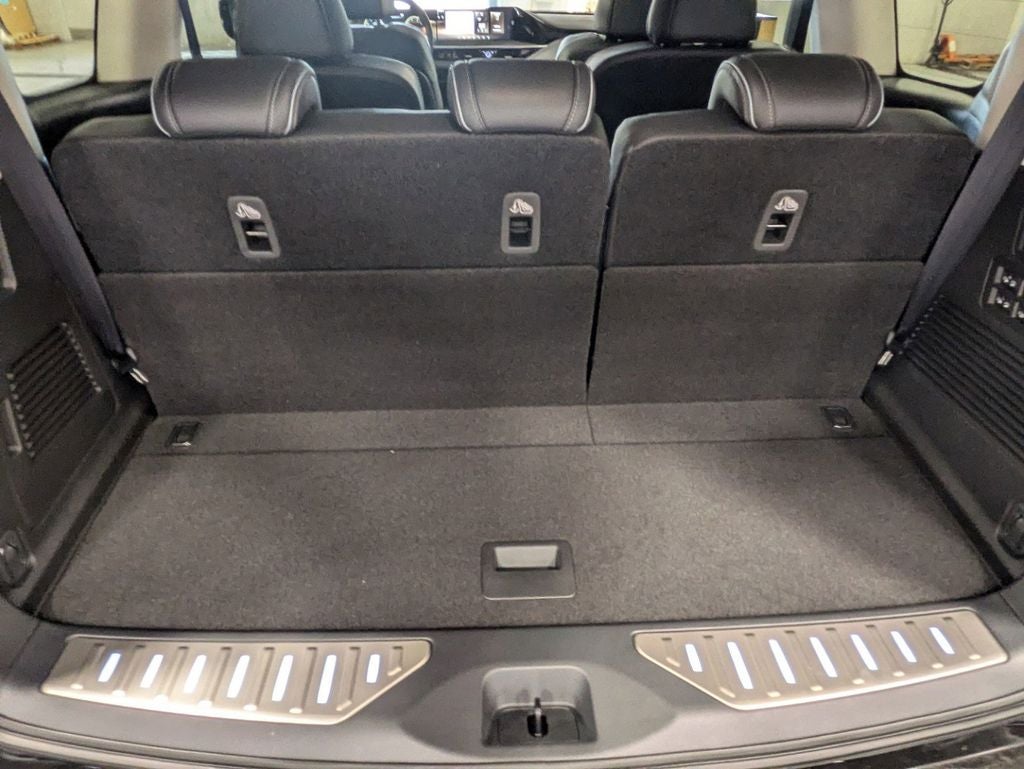 2025 INFINITI QX80 Luxe 2WD