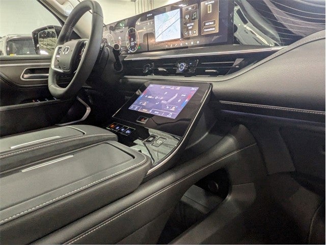 2025 INFINITI QX80 Luxe 2WD