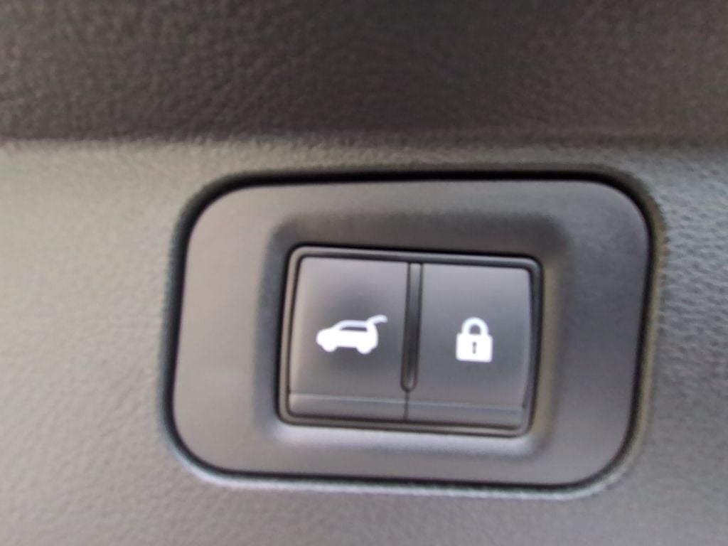 2025 INFINITI QX80 Luxe 2WD