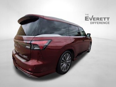 2025 INFINITI QX80 LUXE