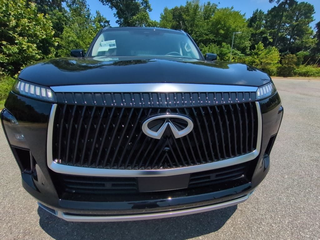 2027 INFINITI QX80 Luxe 2WD