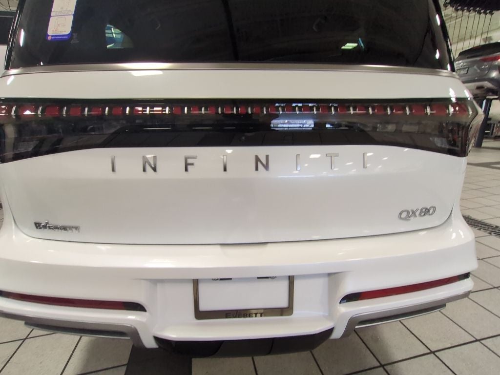 2026 INFINITI QX80 Luxe 2WD