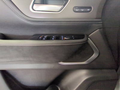 2027 INFINITI QX80 Luxe 2WD
