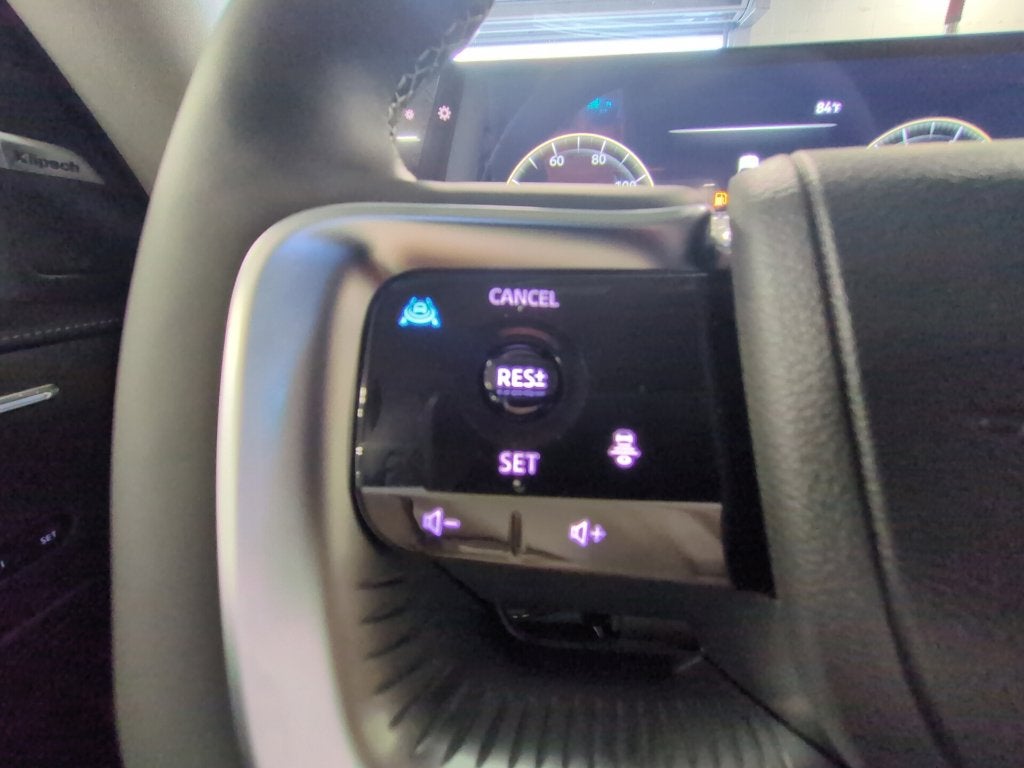 2027 INFINITI QX80 Luxe 2WD