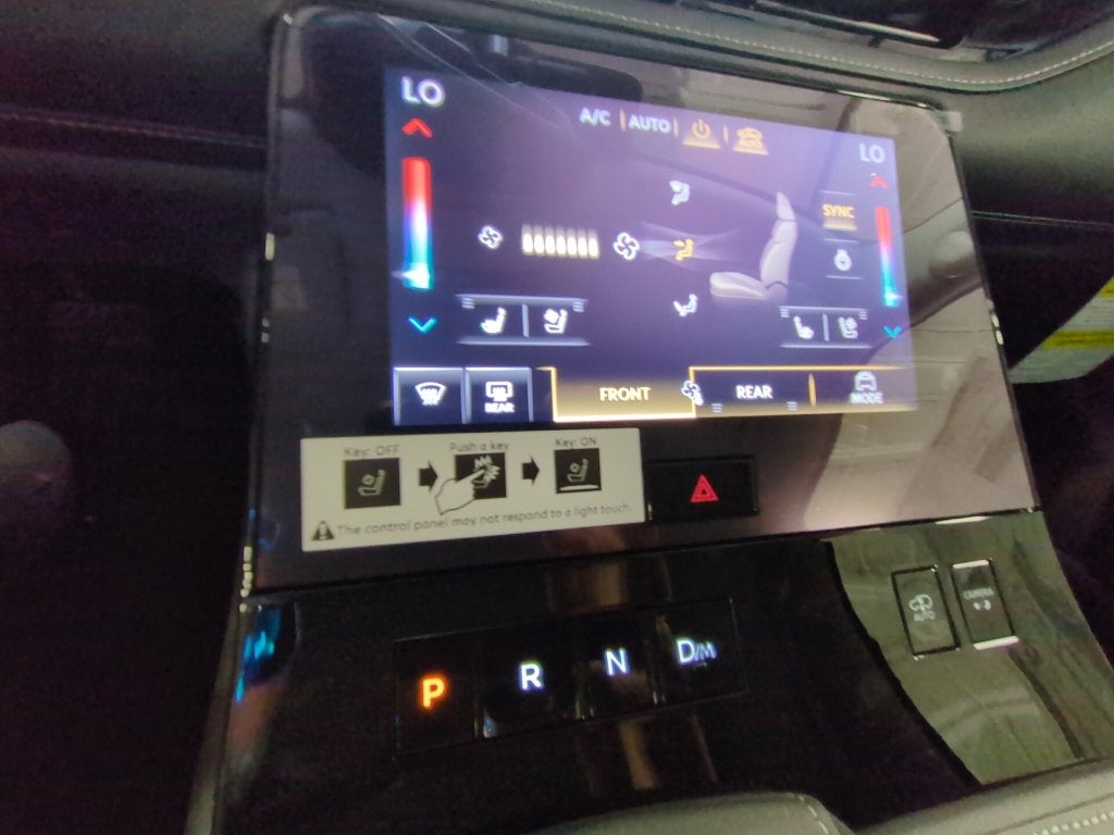 2027 INFINITI QX80 Luxe 2WD