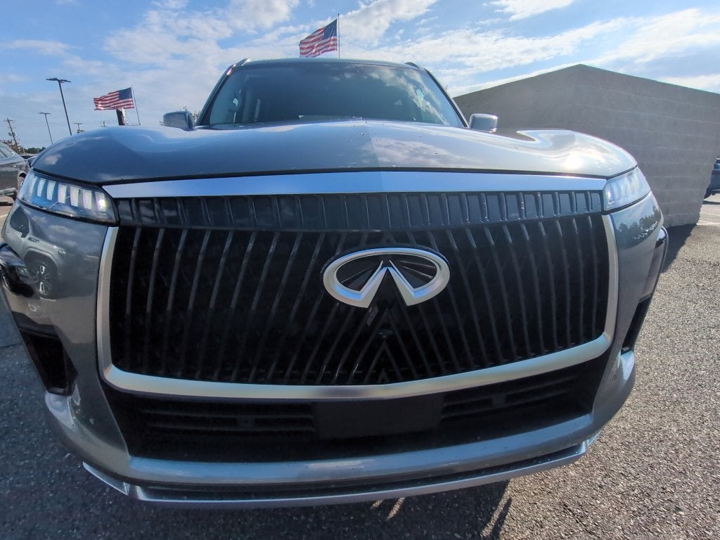 2027 INFINITI QX80 Luxe 2WD