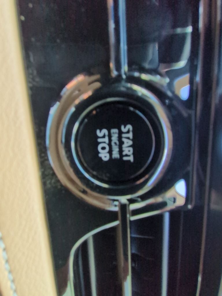 2027 INFINITI QX80 Luxe 4WD