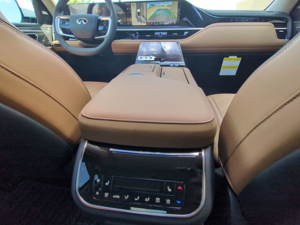 2027 INFINITI QX80 Luxe 4WD