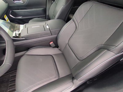 2027 INFINITI QX80 Luxe 4WD