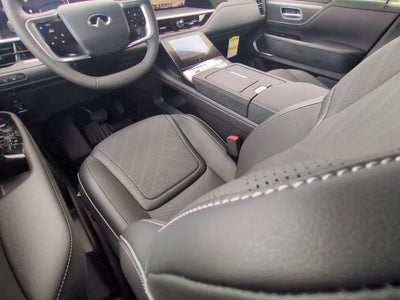 2027 INFINITI QX80 Luxe 4WD