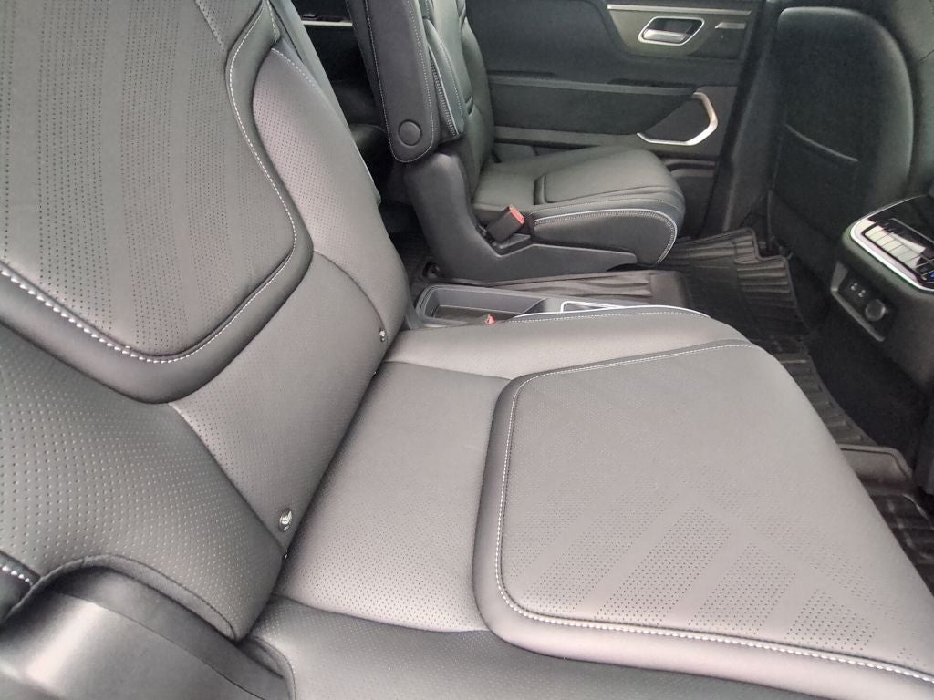 2027 INFINITI QX80 Luxe 4WD