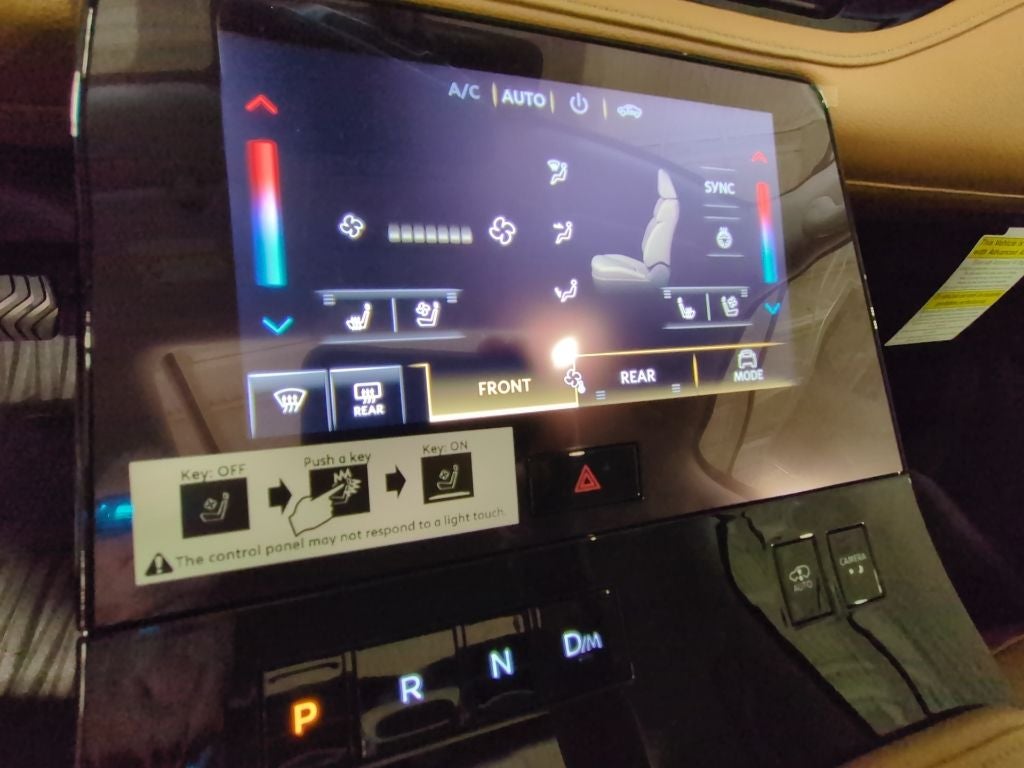 2026 INFINITI QX80 LUXE