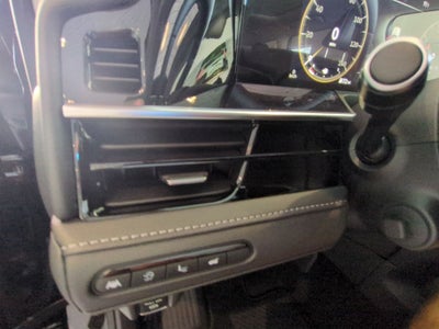 2027 INFINITI QX80 Luxe 4WD
