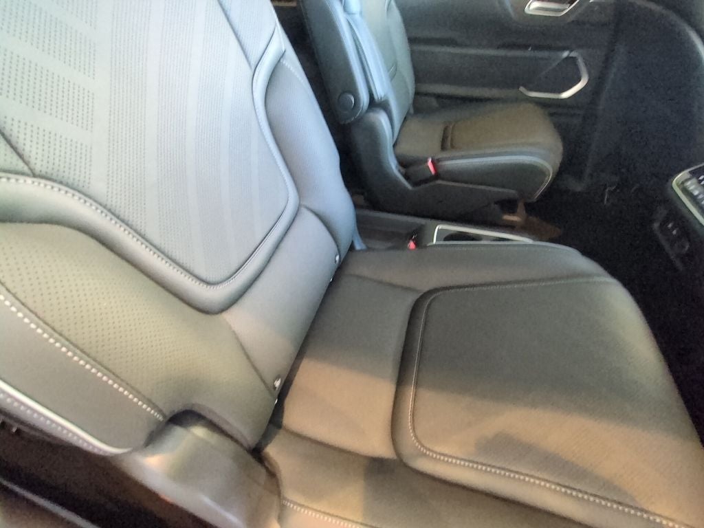 2027 INFINITI QX80 Luxe 4WD
