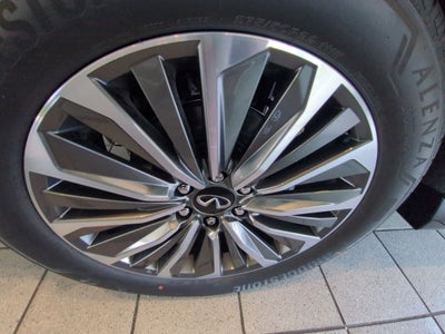 2027 INFINITI QX80 Luxe 4WD