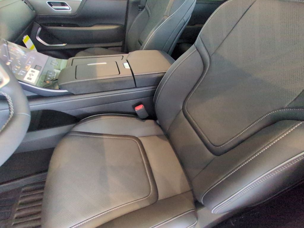 2027 INFINITI QX80 Luxe 4WD