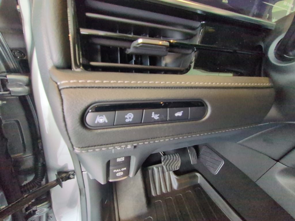 2027 INFINITI QX80 Luxe 4WD