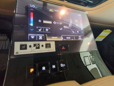 2027 INFINITI QX80 Luxe 4WD