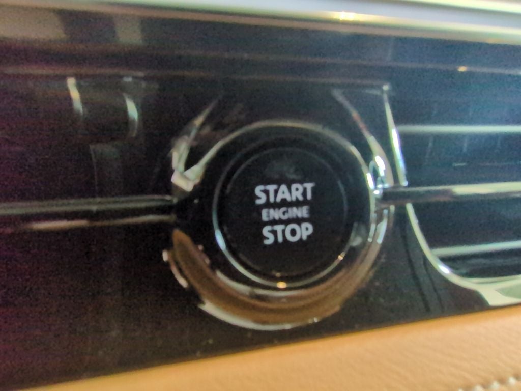 2027 INFINITI QX80 Luxe 4WD