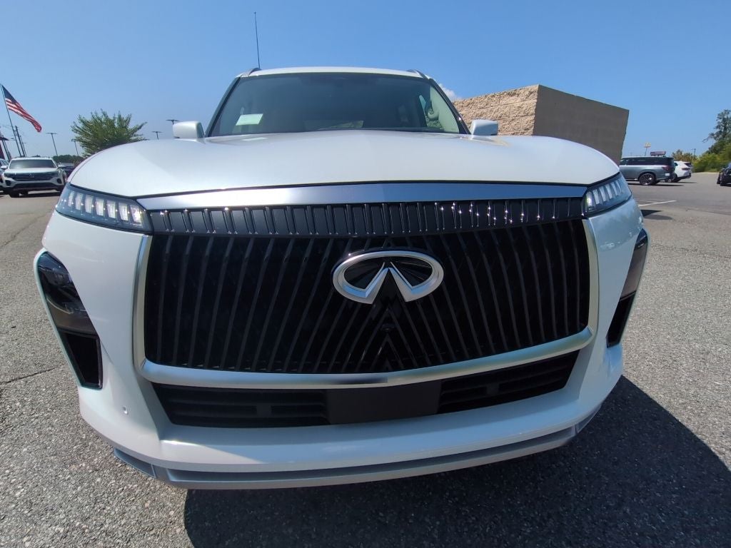 2027 INFINITI QX80 Luxe 4WD