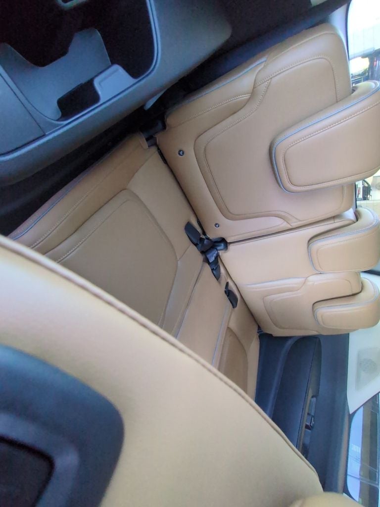 2027 INFINITI QX80 Luxe 4WD
