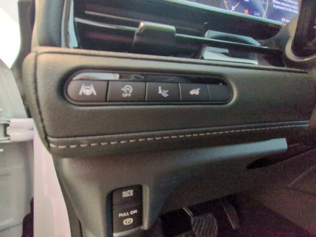 2027 INFINITI QX80 Luxe 4WD