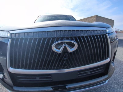 2025 INFINITI QX80 Luxe 4WD